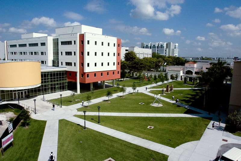 Telkom University Jakarta Kampus Teknologi Berbasis Industri